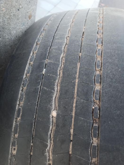 Гуми Dunlop и Michelin