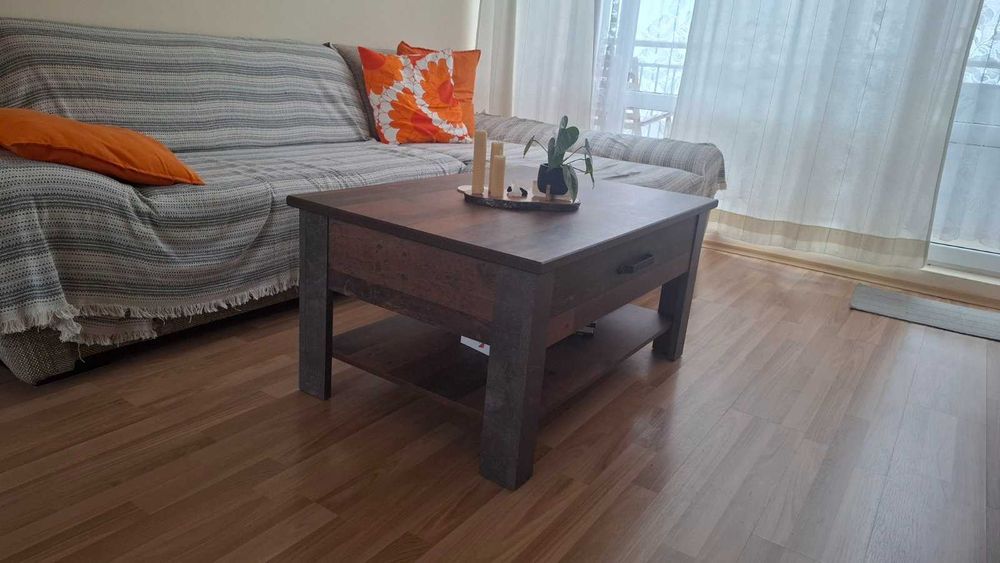 Холна маса с рафт