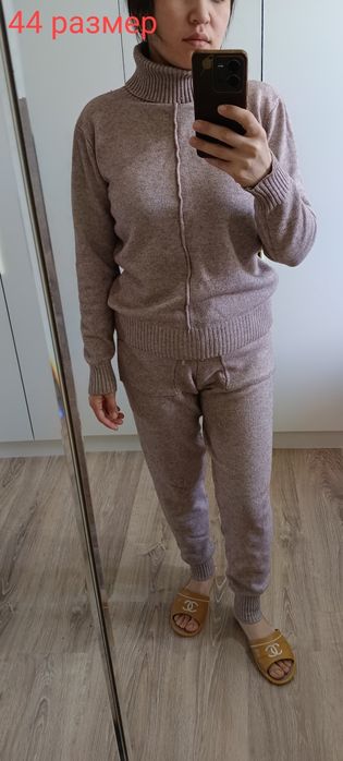 Әр түрлі әйелдер киімі