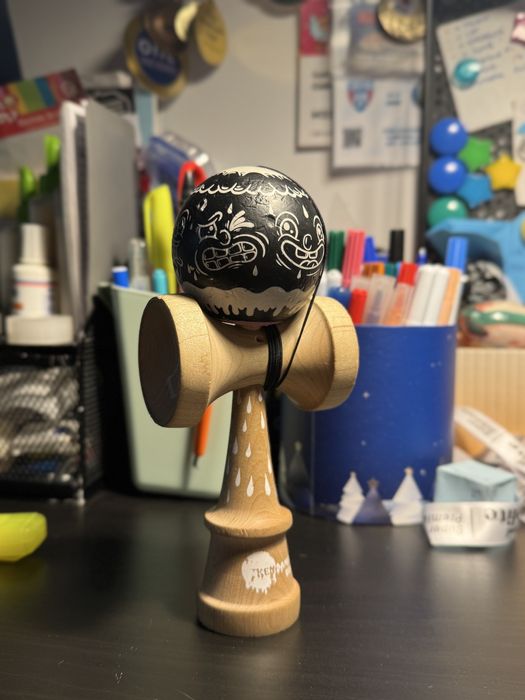 Kendama USA KUSA X GHOST TOWN COLLAB ! Editie Limitata !