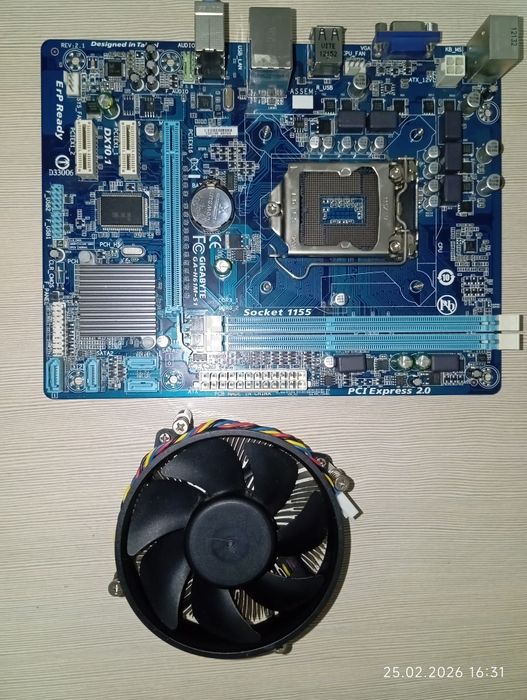 Материнская плата