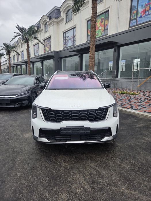 Kia sorento sotiladi
