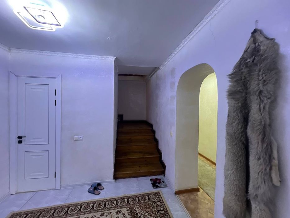 Продаётся 2х этажный 5 комнатный дом Ул. Панфилова 53