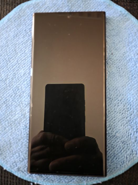 Samsung S23 ultra 512Gb 12 GB ram.