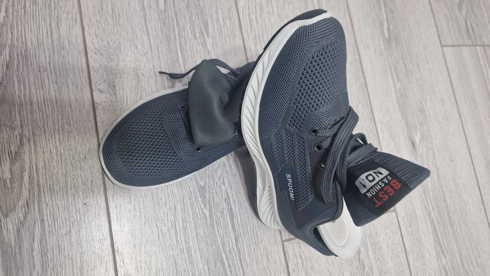 Летние в сеточку мокасины.