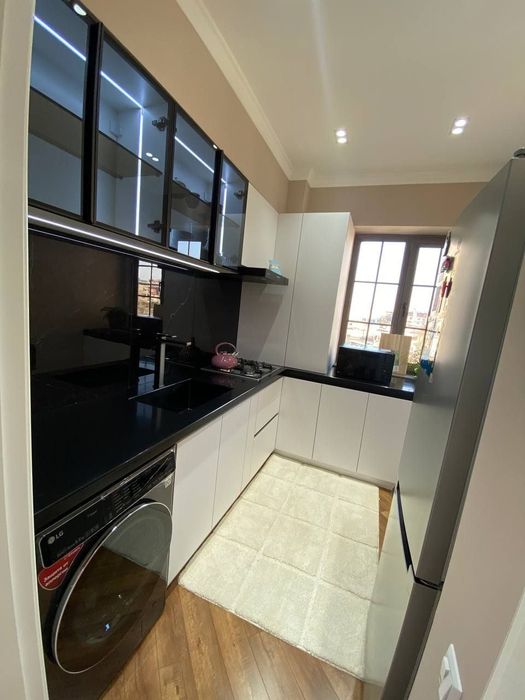 Эвро люкс квартира СРОЧНО СОТИЛАДИ.