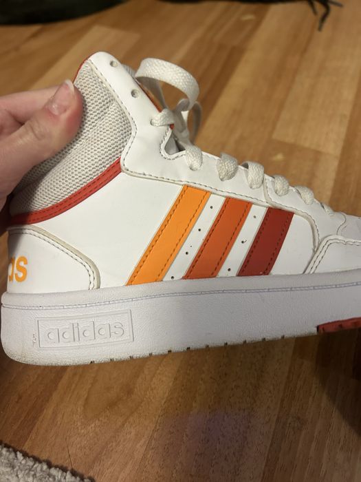 Adidasi Adidas marimea 37 femei aproape noi