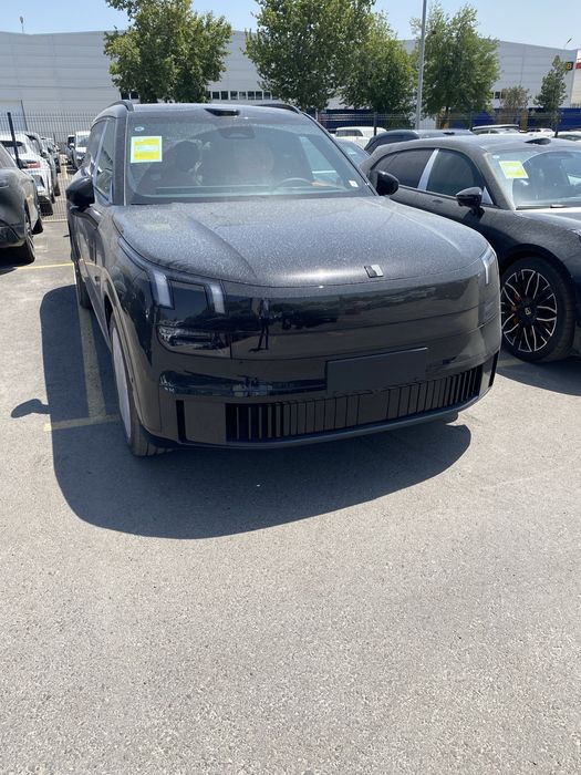 Lynk &  co 900. Ultira.