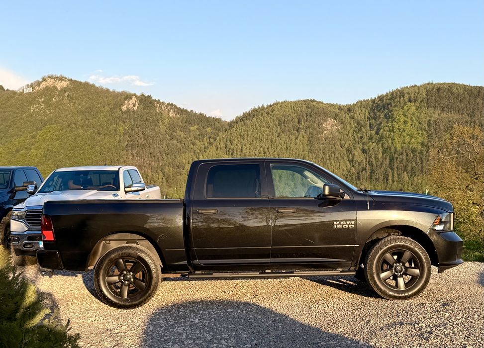 Dodge Ram 5.7 Hemi an 2017 Autoutilitara 4 X 4 Inmatriculat RO