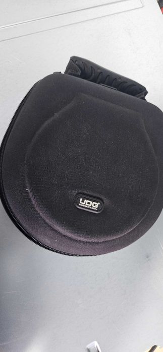 UDG Husa Casti U8200BL