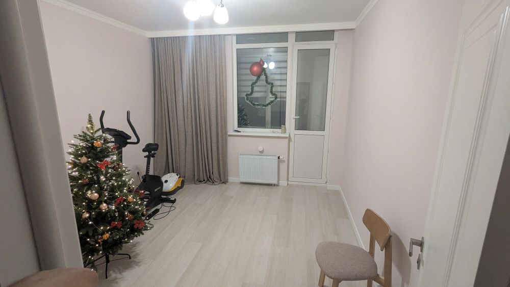 Сдается комната девушке в жк Qazyna