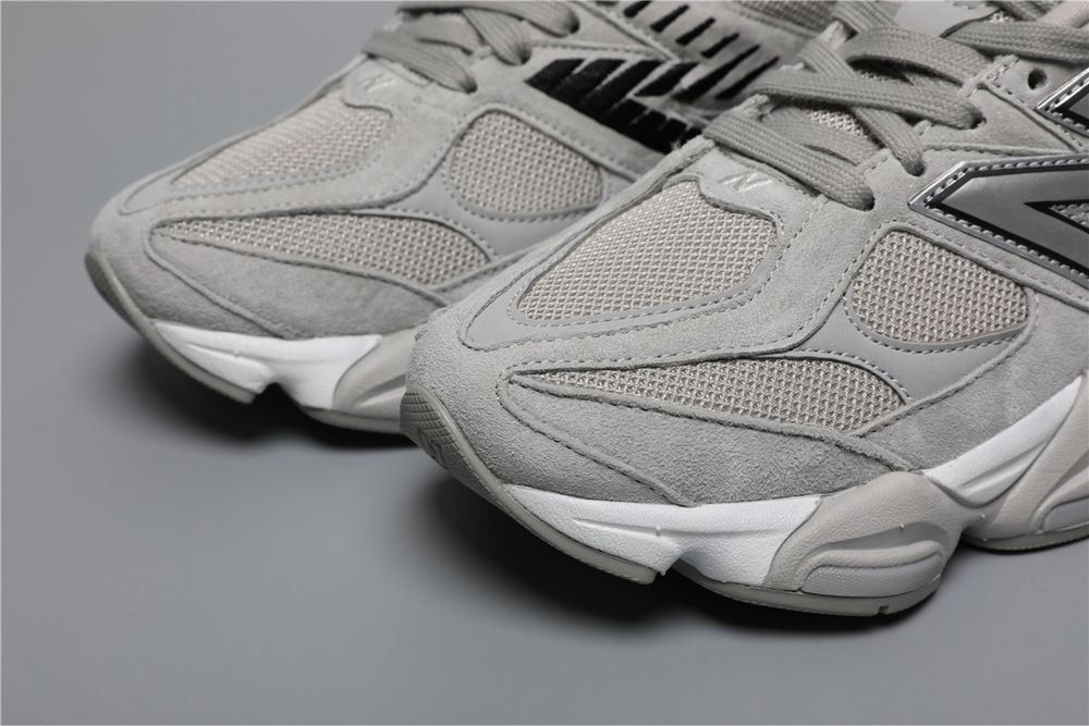 New Balance 9060 Silver Metallic Grey U9060JGR