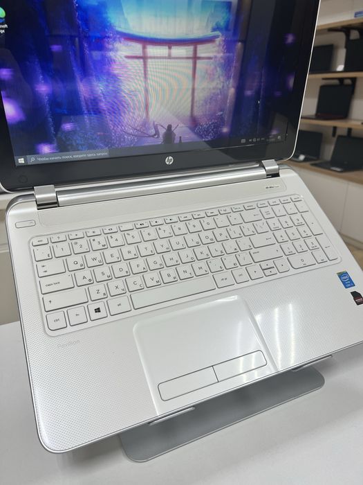 Ноутбук HP Pavilion | Intel Core i3 | SSD