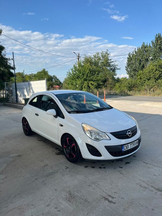 Opel Corsa D 1.2 Benzină 2011