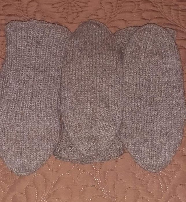 Вълнени чорапи за студените зимни дни