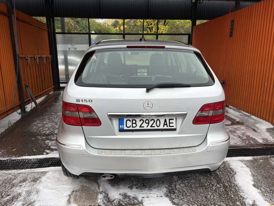 Mercedes- Benz B 150