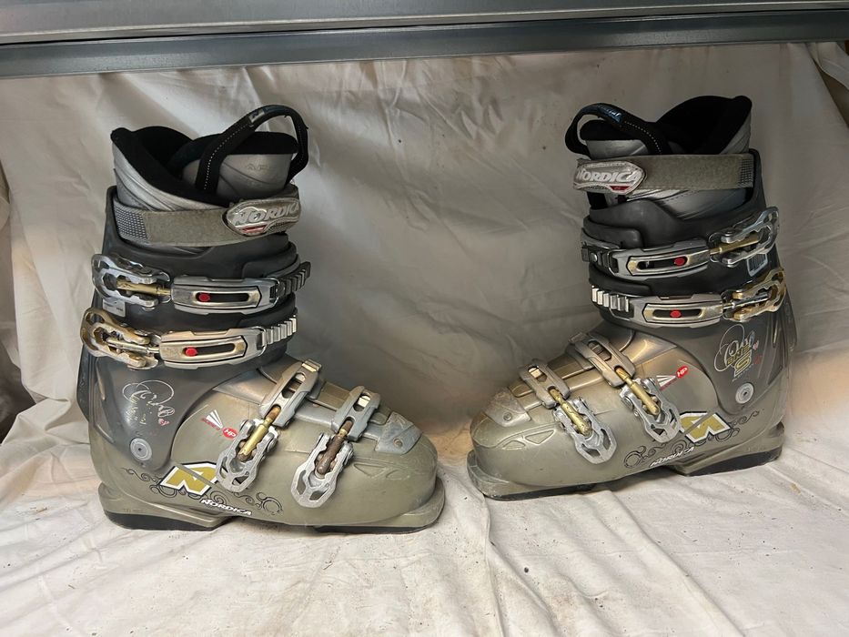 Clapari ski schi comfort Nordica The One S marime EUR:38 Mondo:25 Flex:60 last:104