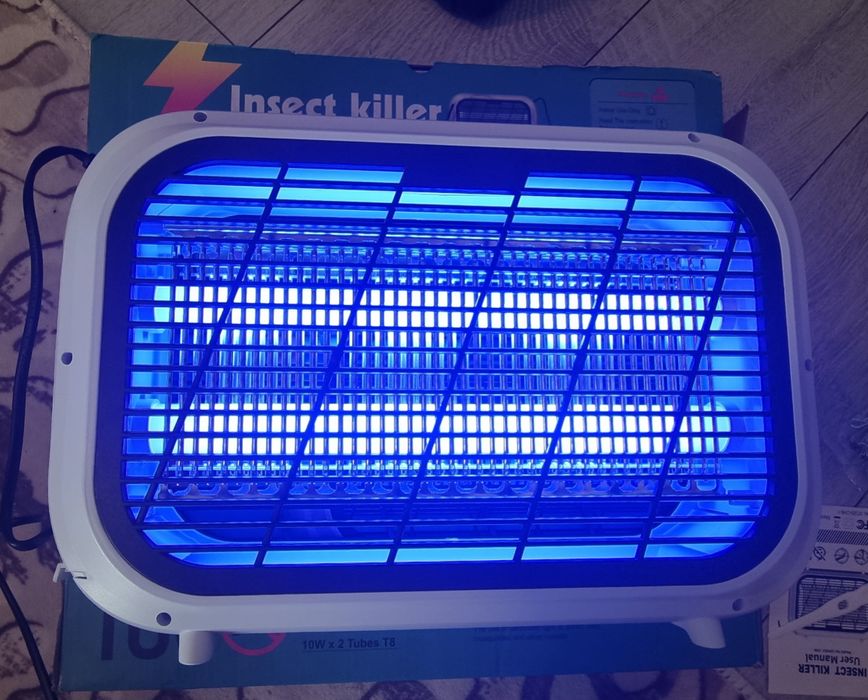 Лампа за насекоми  20w