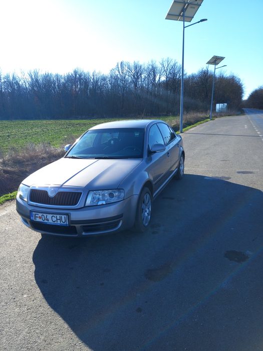 Vând Skoda Superb 1