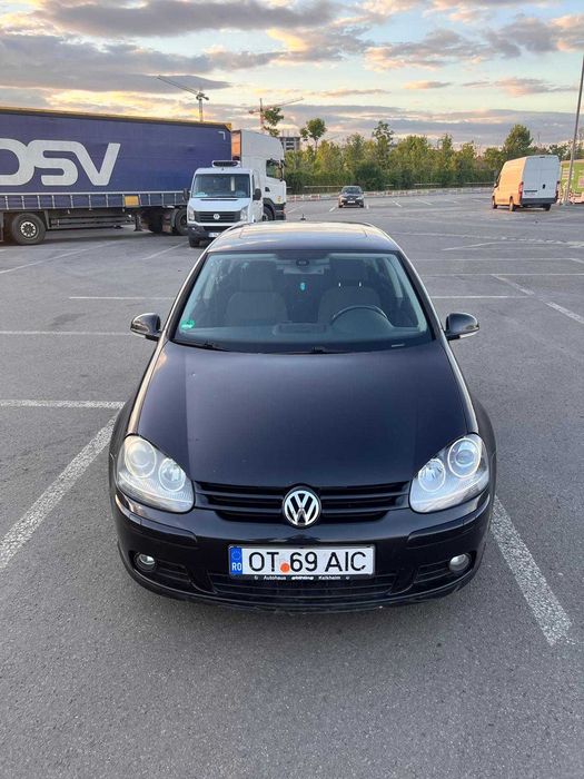 Volkswagen Golf 5 2007 – 1.4 Benzina