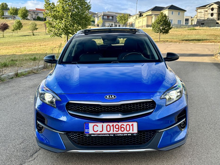 KIA Xceed 2020 — imagine 2