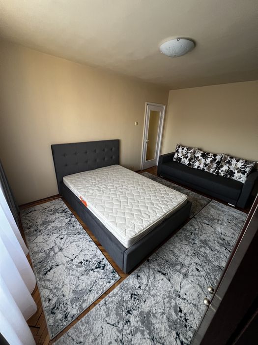 INCHIRIEZ APARTAMENT  1 CAMERA str. Liviu Revreanu 2/4