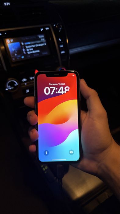 iPhone 11 розовый (акб 70)