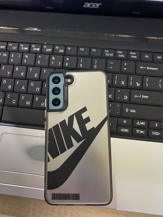 Samsung Galaxy S22 plus   8 /256