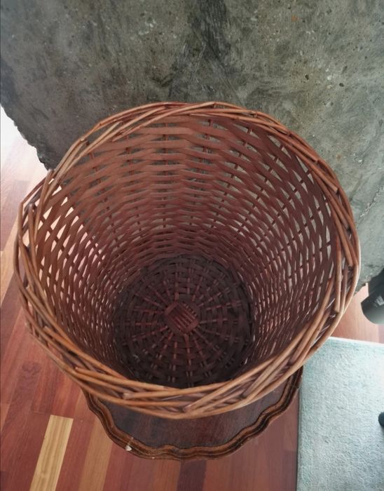 Cos paie provenienta Franta