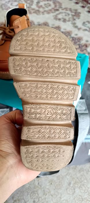 Ботинки детские 25 размер