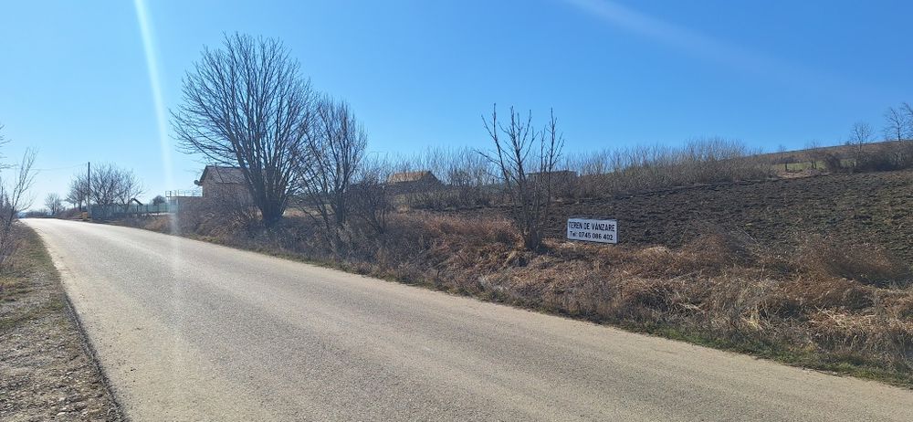 teren Lipoveni/Lac -1471 mp