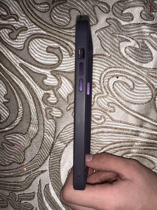 Продаю чехол на Iphone 14 pro max