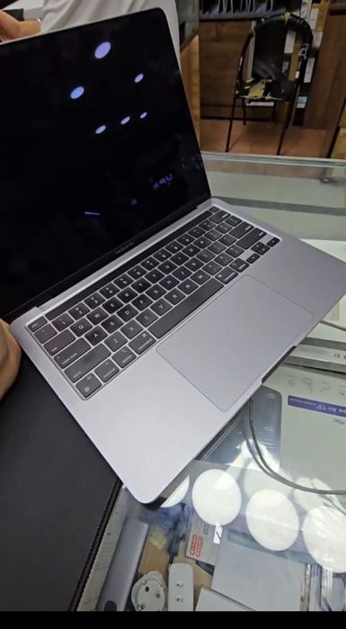 MacBook Pro TouchBar 2022