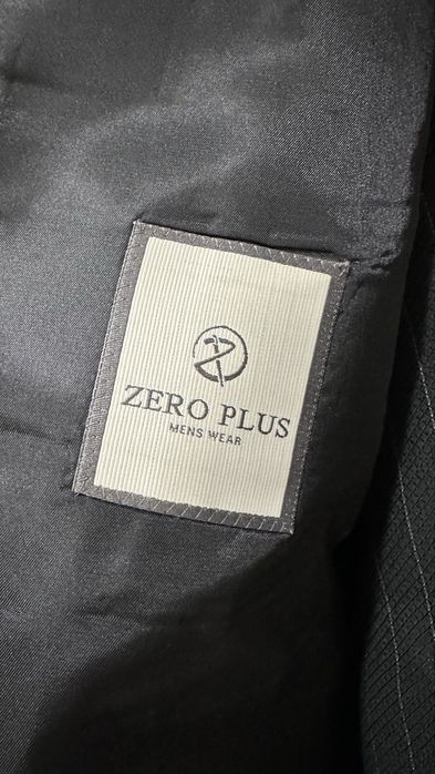 Срочно продам костюм