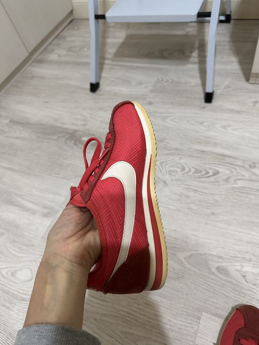 Adidasi Nike Cortez corai 39