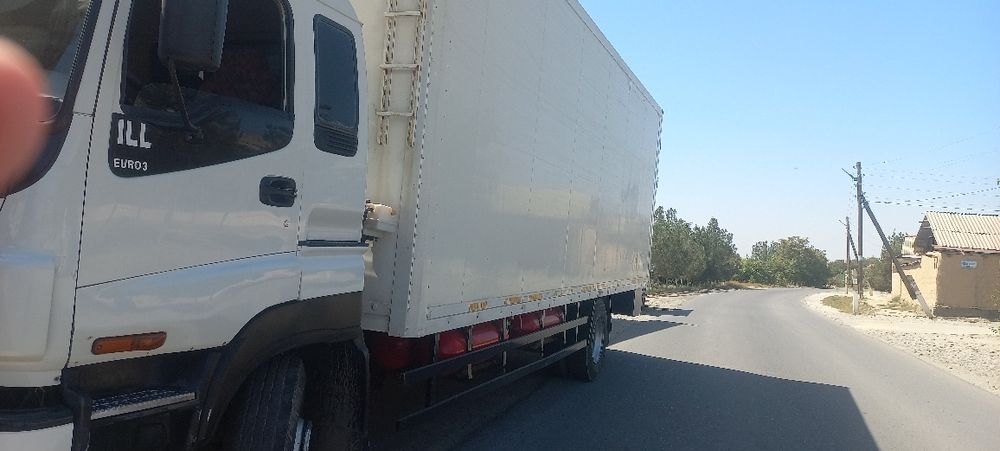 Katta isuzu sotiladi 2008 56 kup