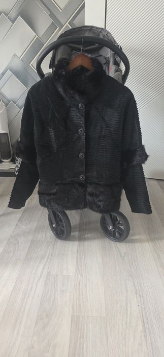 Продам автоледи шубку,натуральный мех,норка/пони