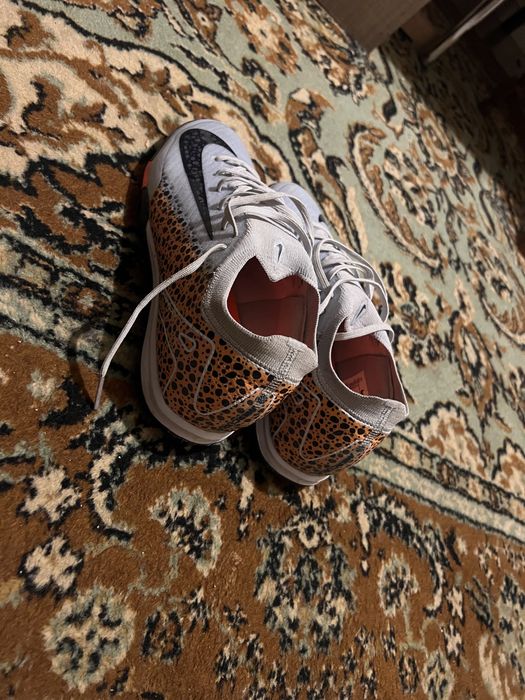 Adidasi mercurial safari