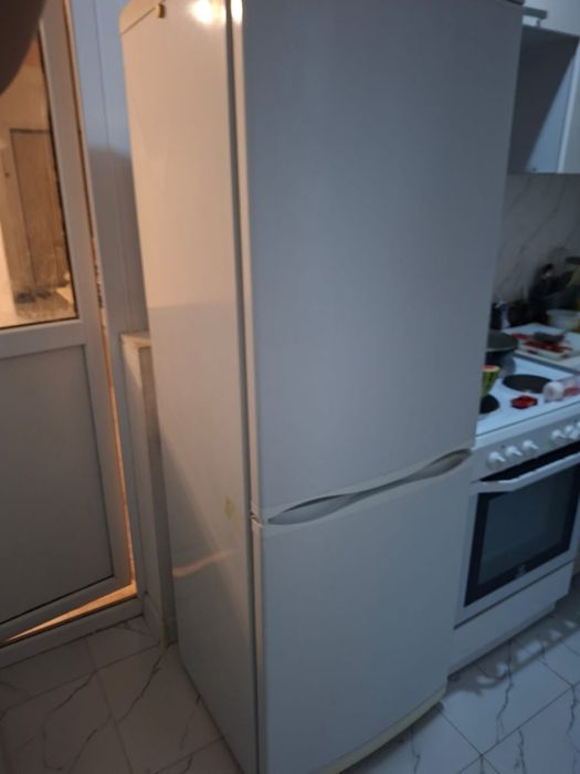 Отдам даром холодильник за 5000