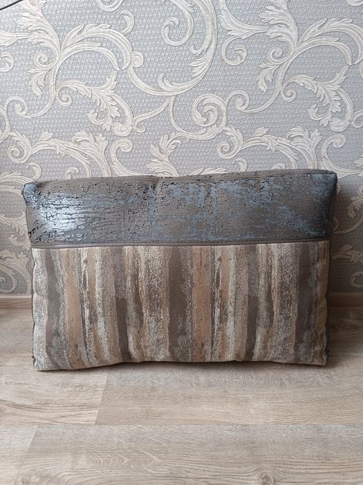 Диван ( под перетяжку )