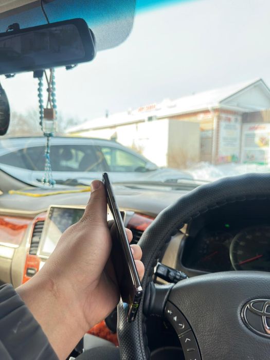 Продам самсунг с10+