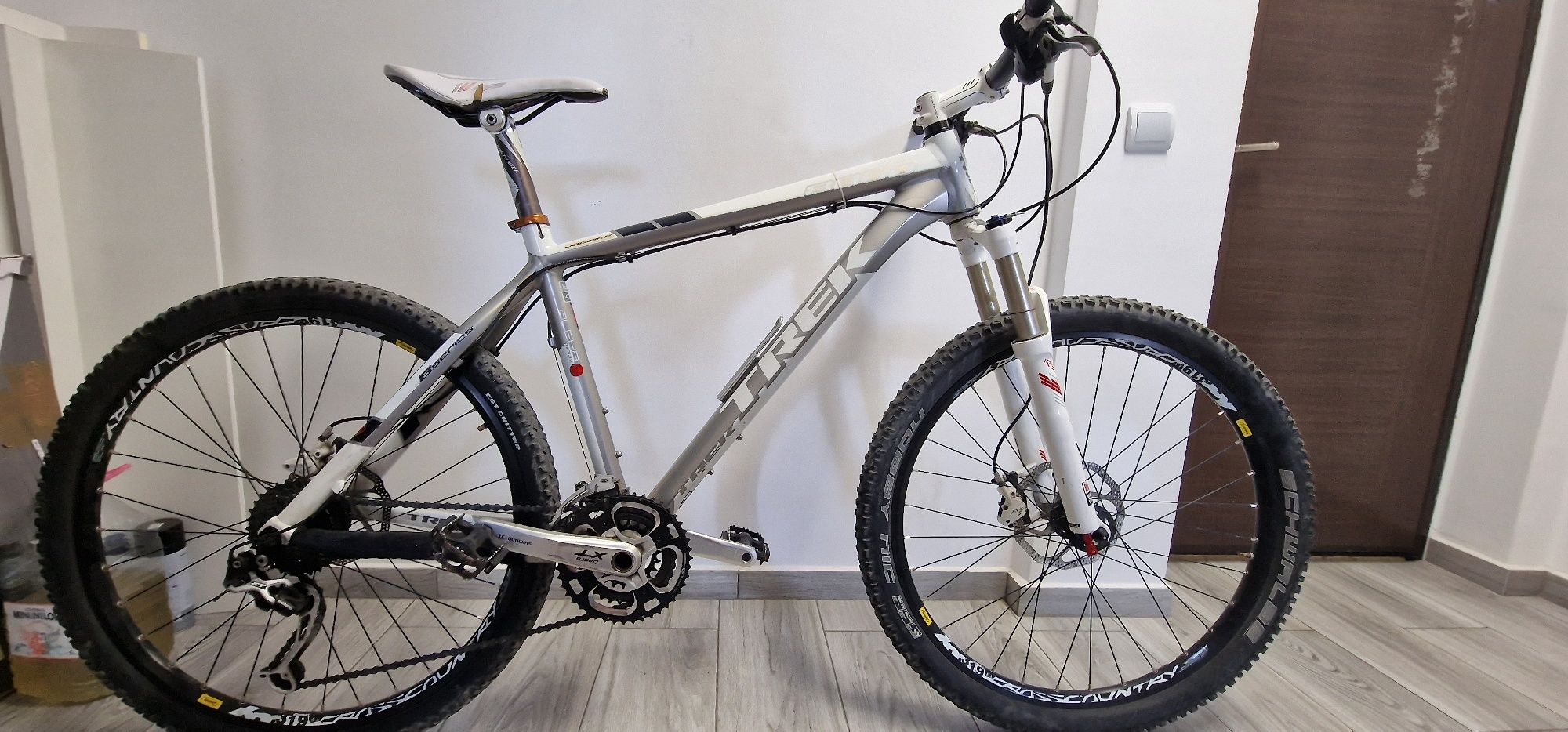 Trek sale 8000 2010