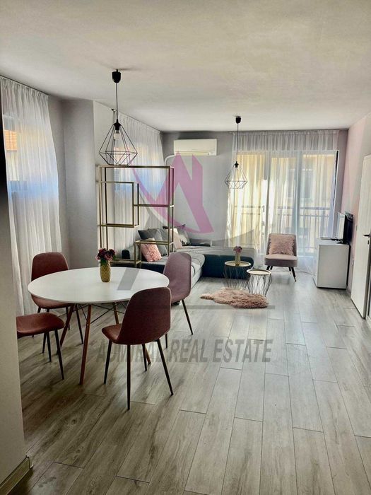 Дава се под наем Двустаен апартамент в Варна, Чайка - 65 кв.м за 700 € - Снимка #1