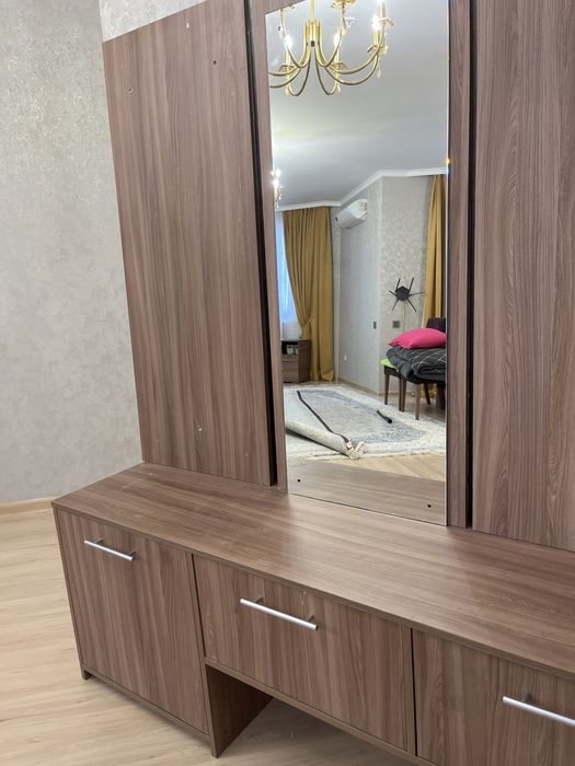 Шкаф для прихожей