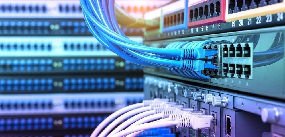 Программист IT-специалист Айтишник выезд бесплатный Алматы 1C