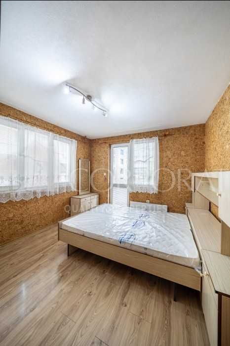 Продава се Двустаен апартамент в София, Стрелбище - 74 кв.м за 4063 €/кв.м - Снимка #10