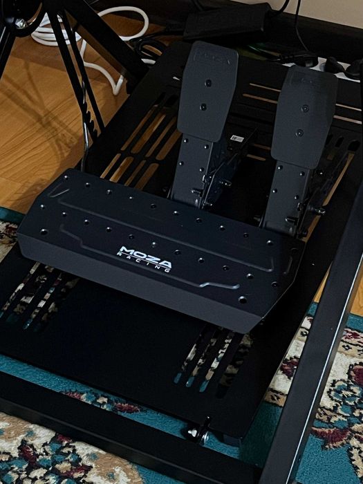 MOZA R5 + металлическая стойка