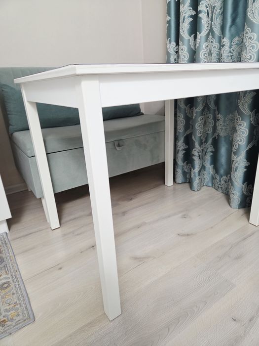 Продам стол обеденный Ikea