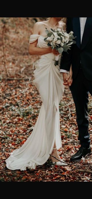 Vand rochie de mireasa