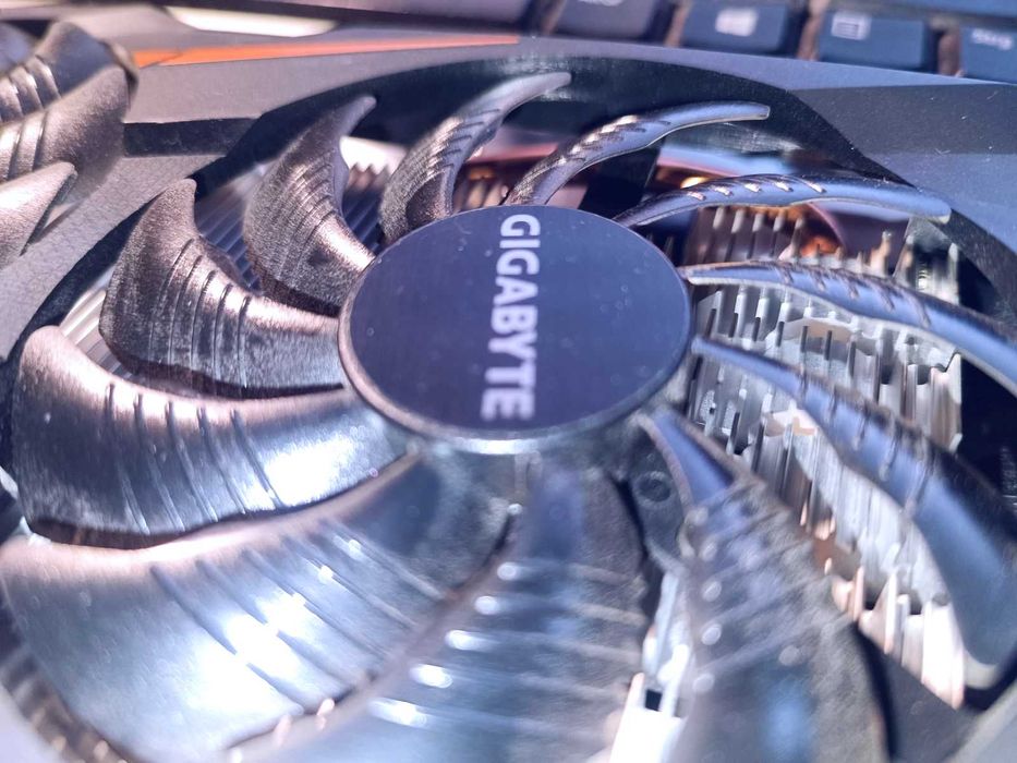 Видеокарта GeForce 1060 6 GB, Gygabyte